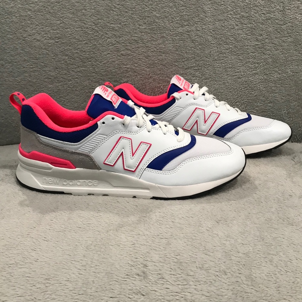 New balance Classics men size 11 néw shoes.